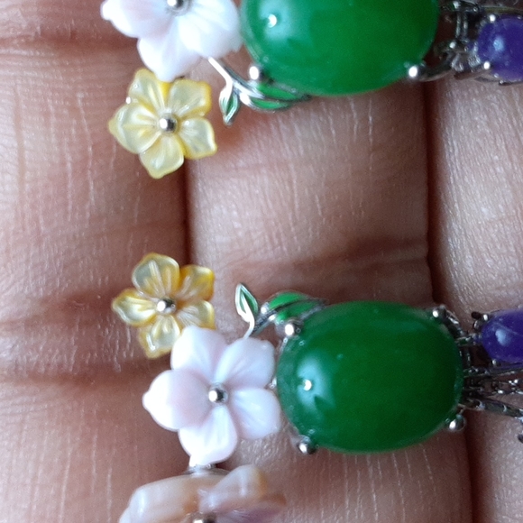 925 Genuine Green and Purple Jade, Garnets, Amethysts, Pearls and enamel. - Picture 6 of 11